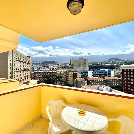 Apartamento Junto Al Mar, Con Balcon, En Playa Jardin Puerto De La Cruz *