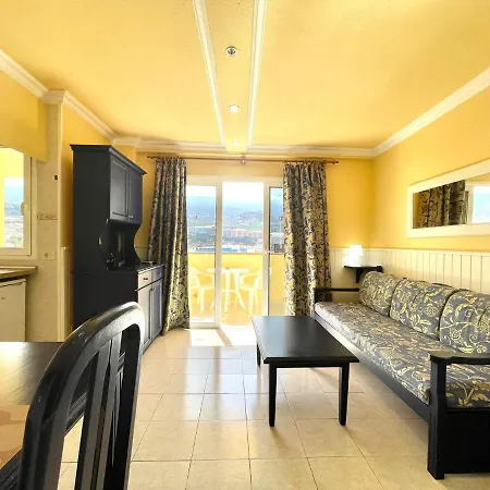 Apartamento Junto Al Mar, Con Balcon, En Playa Jardin Puerto De La Cruz アパート