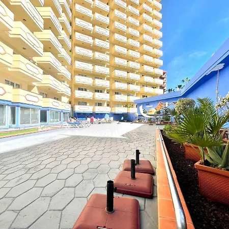 Apartamento Junto Al Mar, Con Balcon, En Playa Jardin Puerto De La Cruz アパート